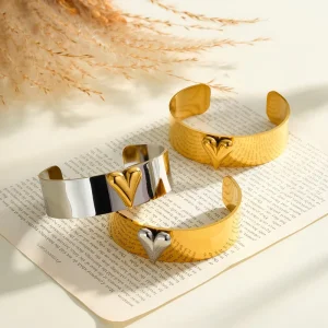 Exaggerated Heart Stainless Steel Cuff Bracelet for Women 18k Gold Plated Geometric Bangles for Party Jewelry
