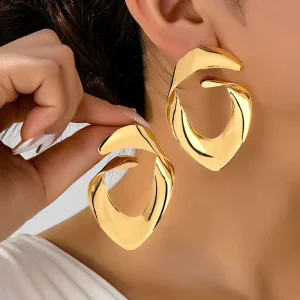 Exaggerated Irregular Round Metal Large Stud Earring Geometric Women Punk Gold Metal Chunky Earring on Ear Fashion Jewelry Gifts