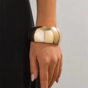 Exaggerated Irregular Smooth Wide Cuff Bracelets for Women Trendy Ladies Street Punk Bangles Accessories Fashion Bijouterie Gift