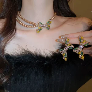 Exaggerated Rhinestone Crystal Butterfly Bow Earring Pearl Chain Choker Necklace Set Women Fashion Party Butterfly Necklace