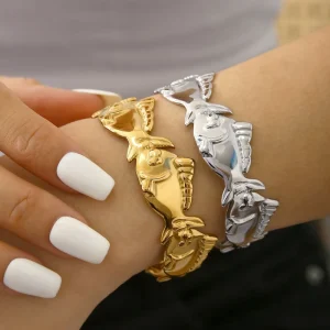 Exaggerated Stainless Steel Waterproof Women’s Vintage Bangles 18K Gold Plated Beach Vacation