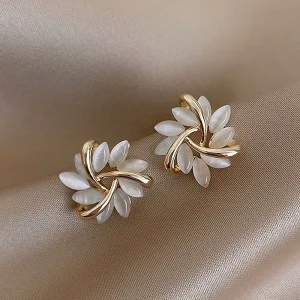 Exquisite Gold Color Flower Stud Earrings for Women Zircon Piercing Earrings Korean Fashion Party Jewelry
