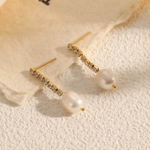 Exquisite Luxury Ladies Wedding Jewelry 18K Gold Zirconia Stainless Steel Trendy 18K Gold Zirconia Pearl Dangle Earrings for