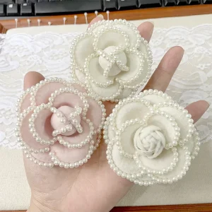 Fabric Hand Sewn Pearl Flowers Sweet Lady Brooch Collar Pin Hairpin Dual Purpose Camellia Design Fashionable Dress Accessory