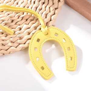 Factory Custom Creative Gifts Leather Horseshoe Fashion Bag Hanging Decoration U shaped Basket Hanging Key Pendant Purse Charm
