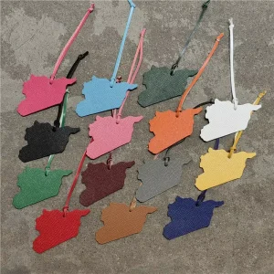 Factory Direct Cowhide Split Leather Syria Map Shape Keychain Bag Charm Bag Pendant Gifts for Women Girls