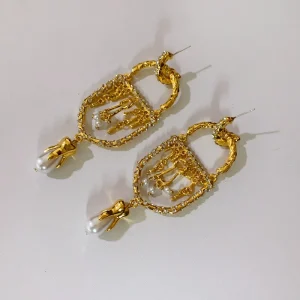 Factory Gold Plated Vintage Diamond paved Imitation Pearl Butterfly Shape Tassel Earrings Retro Luxury Unisex Fashion