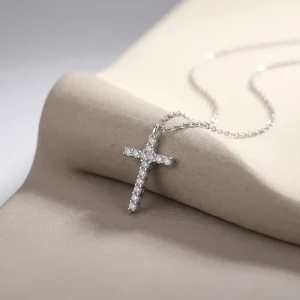 Factory Hot Selling Classic Faith Cross Jewelry Everyday Wear Unisex Minimalist 925 Silver Thin Tiny Zircon Pendant Necklace