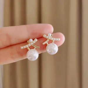 Factory Retro Pearl Earring Fashion Jewelry Cross Diamond Pearl Stud Earrings for Women