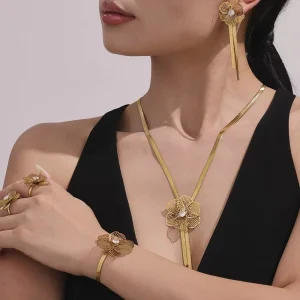Fashion 18K PVD Gold Plated Chunky Chain New Zircon Flower Necklace Tassel Minimalist Women’s Jewelry and Accessories