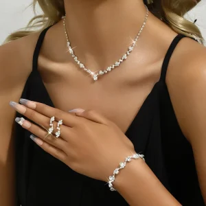 Fashion 3pcs Necklace Earrings and Bracelet Formal Wear Crystal Bling Rhinestone Wedding Party Bridal Jewelry Set for Women