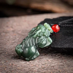 Fashion Accessories for Men & Women Natural Green Hetian Jade Wealth Pi Xiu Carved Pendant Necklace Charms