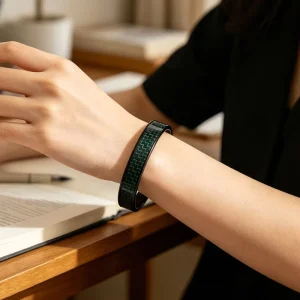 Fashion Bracelets & Bangles Stainless Steel Carbon Fiber Bangle Customizable Waterproof Gift Jewelry for Men