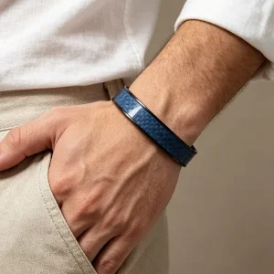 Fashion Bracelets & Bangles Stainless Steel Carbon Fiber Open Bangle Engravable Logo OEM ODM Factory Jewelry