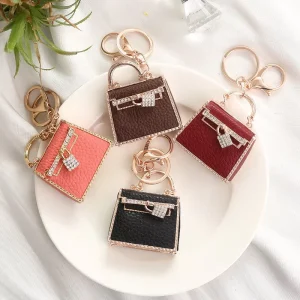 Fashion Creative Leather Bag Keychain Metal Car Charm Small Gift Keychain for Bulk Promotional