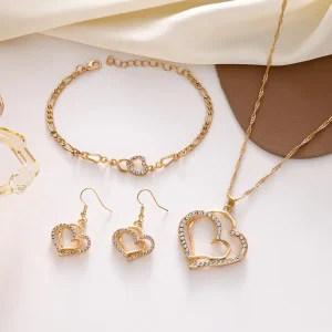 Fashion Crystal Heart Pendant Necklace Earrings and Bracelet Set Romantic Wedding Party Jewelry Set for Women