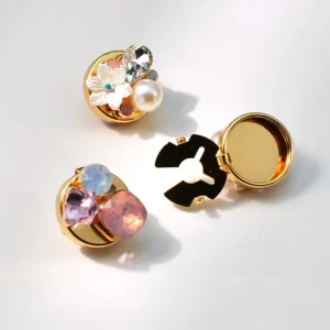 Fashion Cufflink Gold Plated Alloy and Rhinestone and Flower Shaped Charm Shirt Button Button Cover Jewelry Accessory