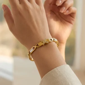 Fashion Custom Stainless Steel Jewelry Gold Filled Waterproof Diamond Shell Enamel X Accessories Bangles Bracelets