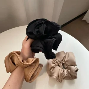 Fashion Custom Trendy Flower Shape Oversized Elastic Silk Satin Ponytail Hair Scrunchies Ties Accessories for Girls