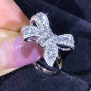 Fashion Cute Jewelry KYRA0976 Platinum Fancy Bowknot Shape Zircon Ring for Women Gift for Women