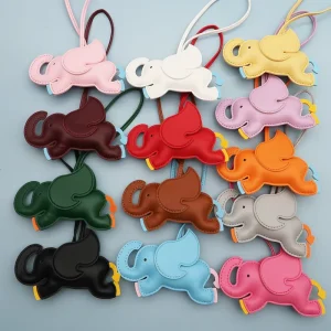 Fashion Dachshund Dog PU Leather Key Chain Cartoon Animal Bag Charm Pendant Car Keyring Eco Friendly Customized Logo Luxury