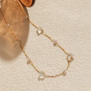 Fashion Design ABS High Gloss Pearls Simple Collarbone Chain Copper Plated 18K Genuine Gold Chain Butterfly Necklace