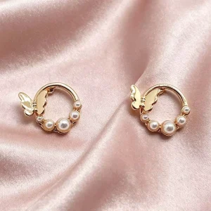 Fashion Design Elegant Earrings Decorated with Butterflies and Pearls