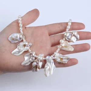 Fashion Design Irregular Shaped Pearl Necklace for Woman