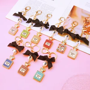 Fashion Exquisite Accessories Luggage Accessories Perfume Bottle Keychain Women Purse Wallet Girls Car Key Ring Bag Charms