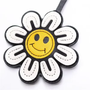 Fashion Flower PU Keychain Car Keychain Cute Leather Charm Bag Wallet Backpack Pendant Accessories