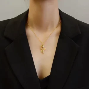 Fashion Flower Pendent Necklaces Jewelry Stainless Steel Chain Necklace for Women