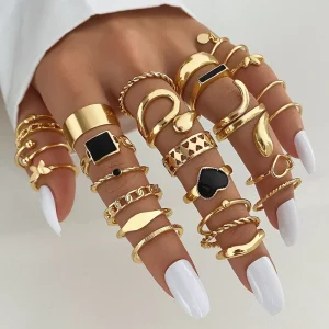 Fashion Gold Moon Snake Ring Vintage Punk Black Heart Butterfly Rings Set for Women Accessories Jewelry Gift