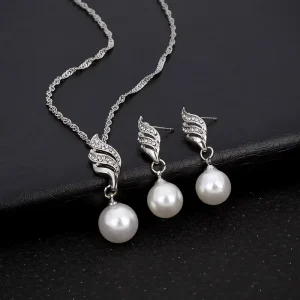 Fashion Jewelry Bridal Accessories Diamond Earrings Wavy Lines Wedding Pearl Necklace Set