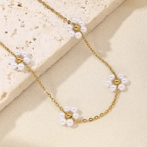 Fashion Jewelry Floral Pearl Stainless Steel Necklace for Women Elegant Stylish Design
