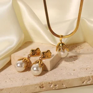Fashion Jewelry Jewelry Sets Baroque 18k Gold Plated Flower Pearl Earrings Stainless Steel Snake Chain Round Pearl Necklace
