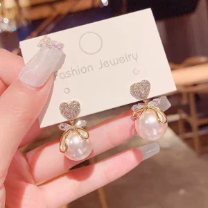 Fashion Jewelry Korean Alloy Stud Earrings Vintage Pearl Earring Imitation Pearl Crystal Love Heart Stud Earrings