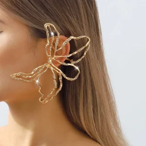 Fashion Jewelry One Side Vintage Metal Flower Dangle Earrings for Women Party Butterfly Cuff Earrings Jewelry Accessories