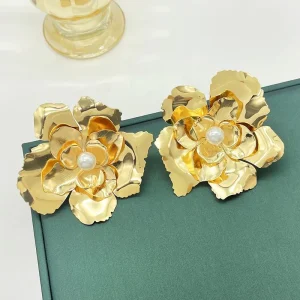 Fashion Jewelry Pearl Earrings Dinner Party Gifts Dress Accessories Designer Large Floral Earring Charms for Women