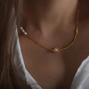 Fashion Jewelry Pearl Necklaces Silver 18K Gold Plated Bridal Jewelry Freshwater Pearl Rose Flower Pendant Necklace for Women