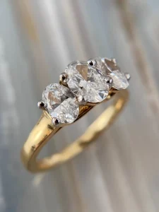 Fashion Jewelry Rings 10K 14K 18K Gold Ring Three Lab Grown Diamonds Oval Cut Custom Ring Design