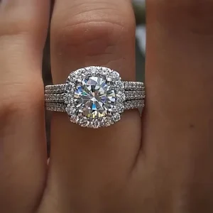 Fashion Jewelry Rings New Fashion Romantic Zircon Brass Ring for Women Wedding Engagement Occasions