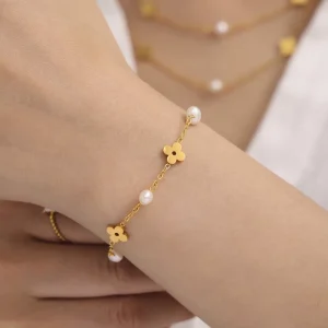 Fashion Jewelry Set 18k Pvd Plated Stainless Steel and Flower and Pearl Chain Necklace and Bracelet Jewelry Set High Quality
