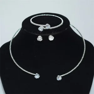 Fashion Jewelry Set Bride Necklaces Earrings Rhinestone Choker and Bracelet Set