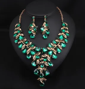 Fashion Jewelry Set Elegant Women Wedding Crystal Pendant Earrings Necklace Set