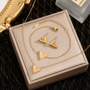 Fashion Jewelry Set Women’s 18k Gold Plated Stainless Steel Chain Shell Butterfly Heart Pendant Necklace Earring Bracelet Set