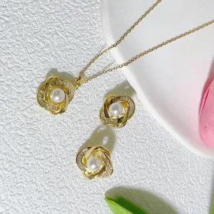 Fashion Jewelry Set with Heart shaped Pearl Necklace and Pearl Earrings Set