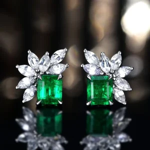 Fashion Jewelry Trendy Female Earrings Silver Plated Blue Green Red Crystal Stone Elegant Stud Earrings for Women Wedding