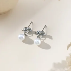 Fashion Jewelry Women’s Romantic Party Drop Earrings Stainless Steel Waterproof Pearl Claw Setting Pear Cut