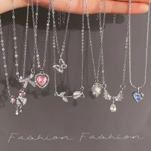 Fashion Love Butterfly Rose Necklace Set Niche High End Clavicle Chain Versatile Elegant Accessories for Women Jewelry