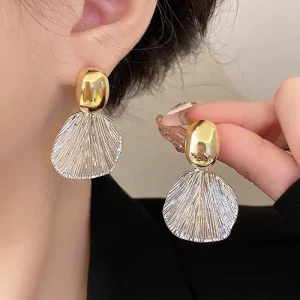 Fashion Metal Earrings Jewelry Elegant Cool Style Drop Earrings Women Shell Shaped Design Dangle Earrings